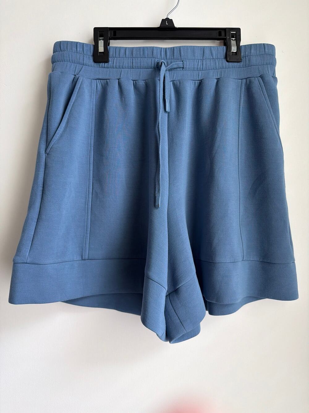 Varley DoubleSoft Blue Lounge Shorts Drawstring Large Athleisure 6 Inch